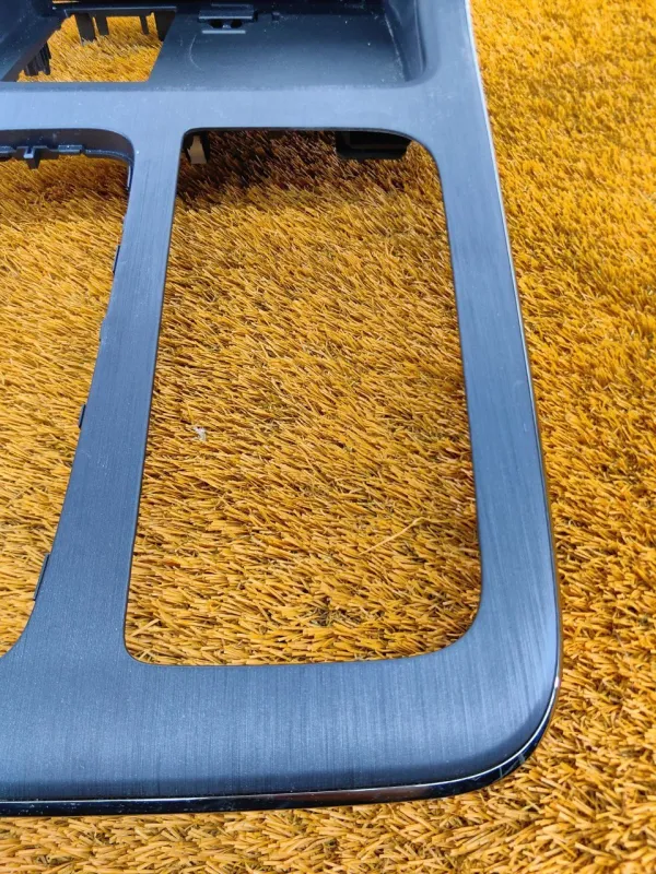 Накладка центральной консоли