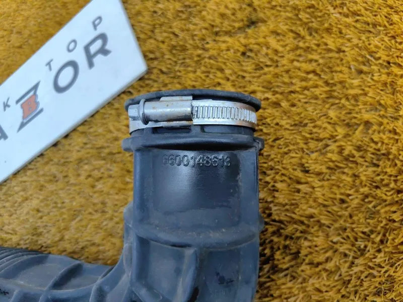 Патрубок воздушного фильтра