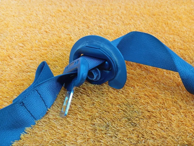 Ремень безопасности