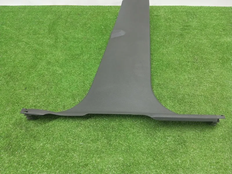 Обшивка центральной стойки