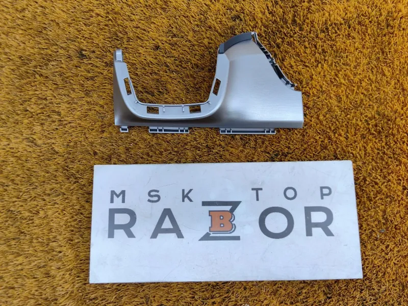 Декоративная накладка торпедо