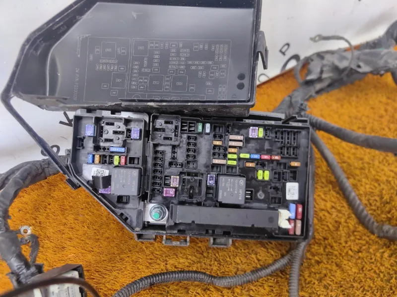 Проводка подкапотная