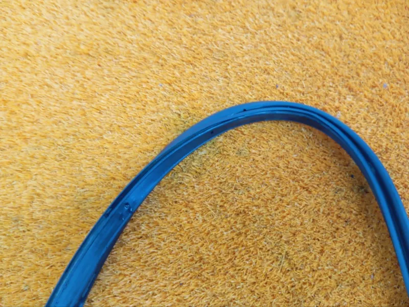 Уплотнитель двери