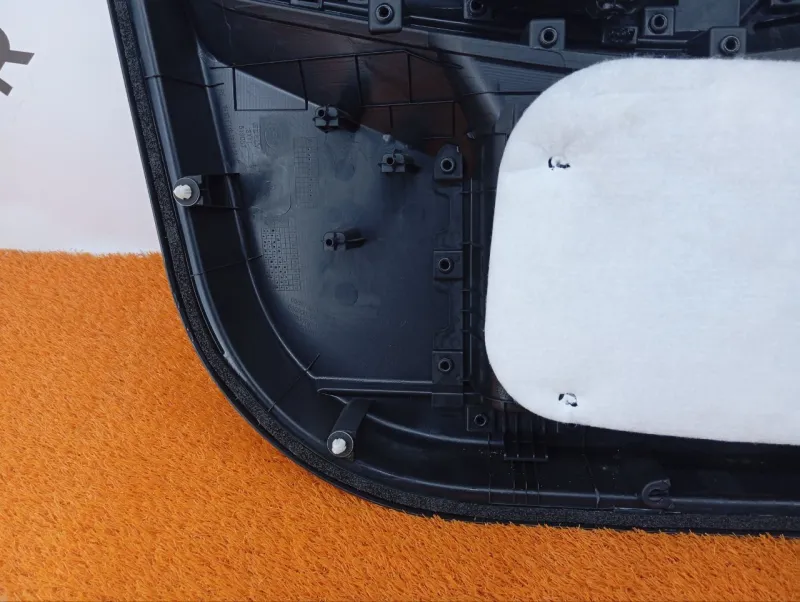 Обшивка двери