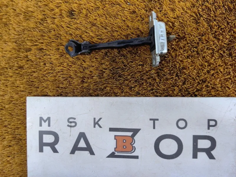 Ограничитель двери