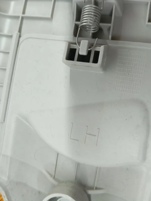 Обшивка центральной стойки