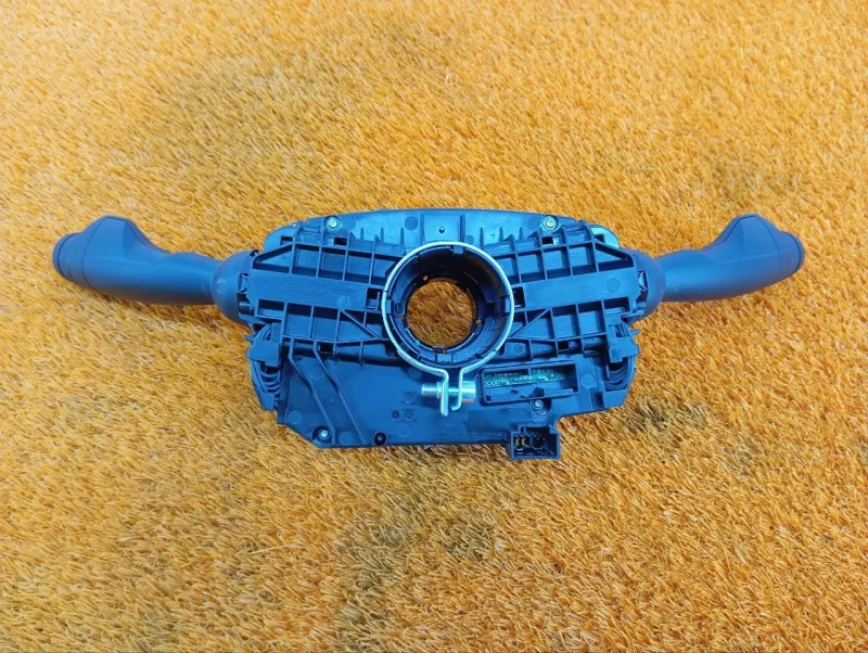 Подрулевой переключатель