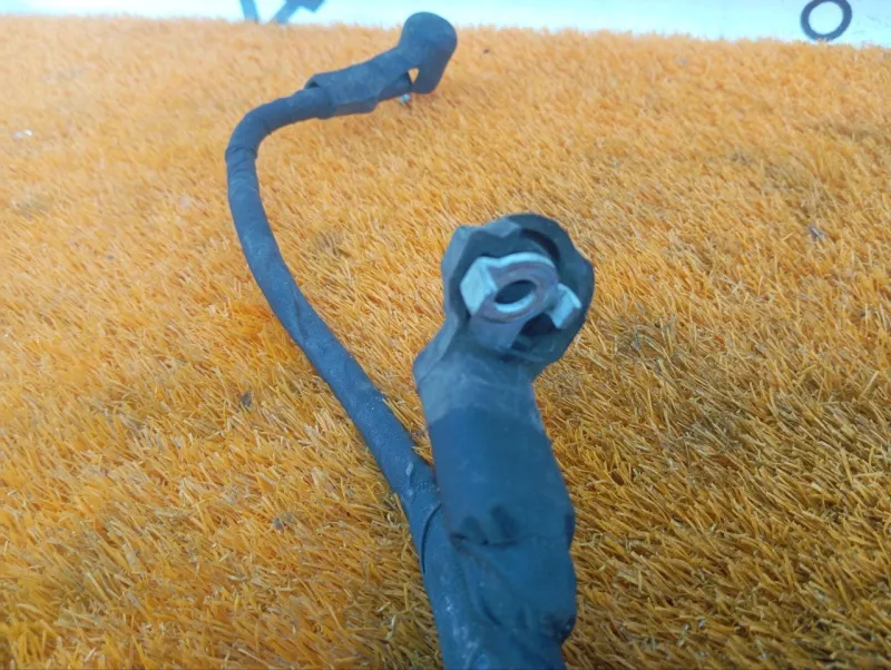 Клемма аккумулятор