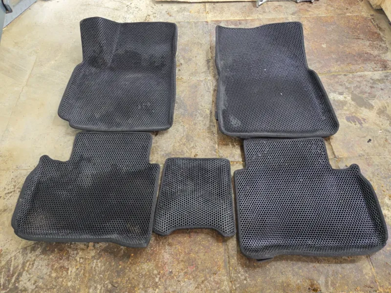 Коврики салона