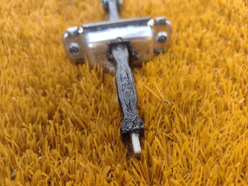 Ограничитель двери