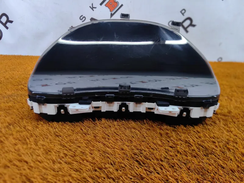 Панель приборов