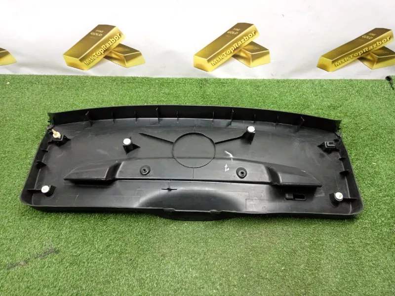 Обшивка двери багажника BMW 1-Series 2006 7169975 E87