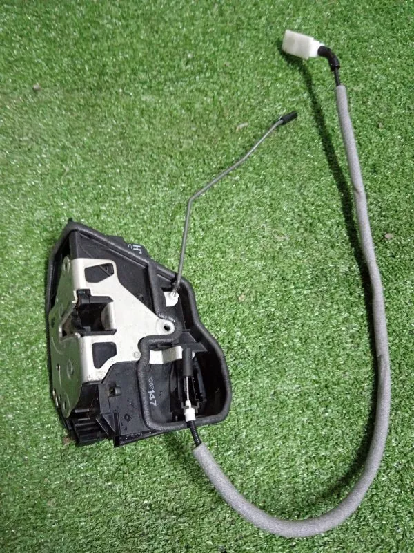 Замок двери