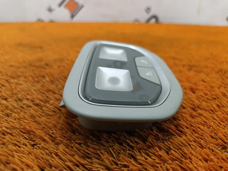 Плафон салона