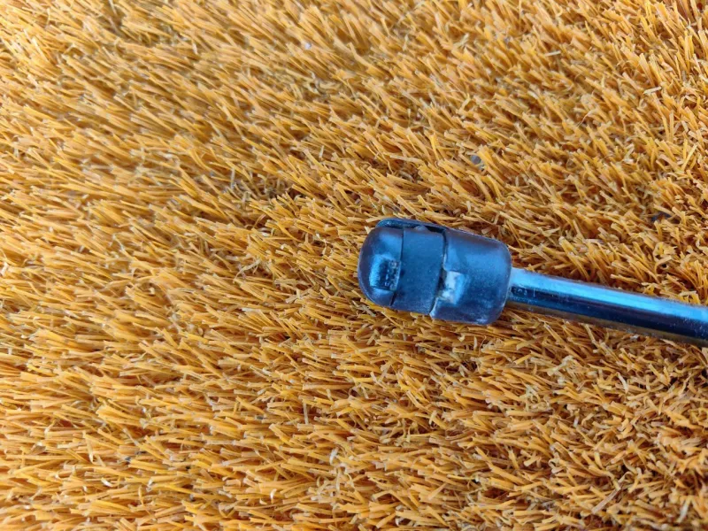 Амортизатор крышки багажника