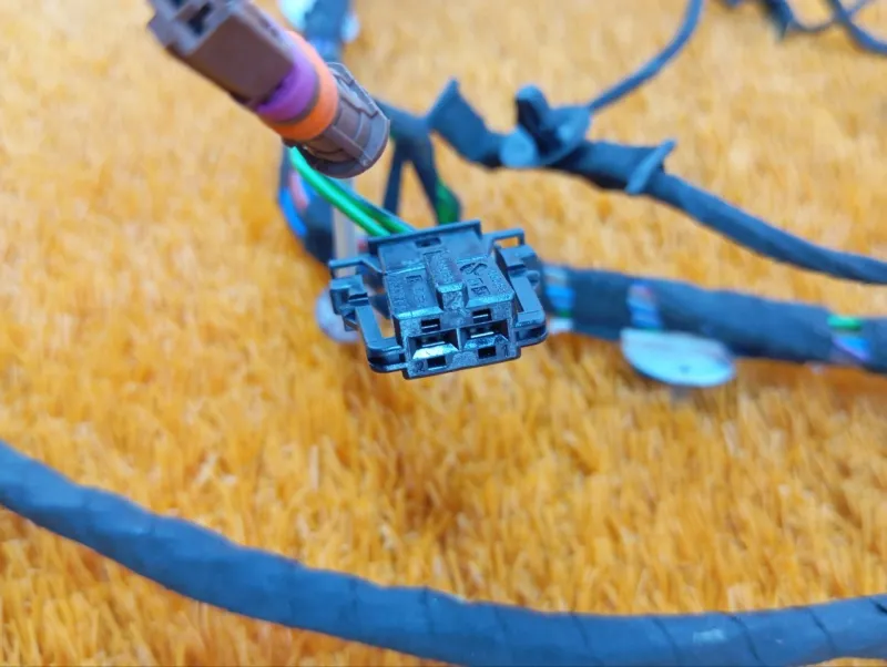 Проводка двери