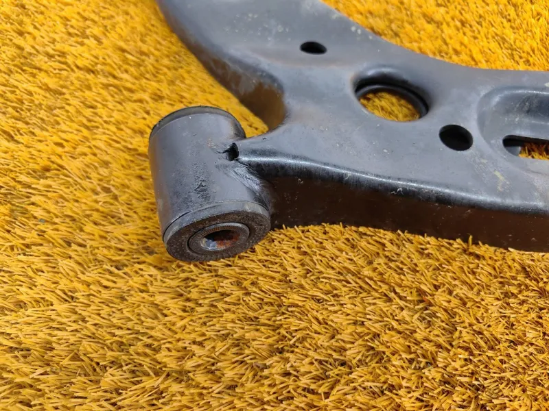 Рычаг подвески