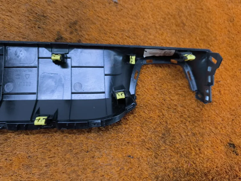 Накладка торпедо