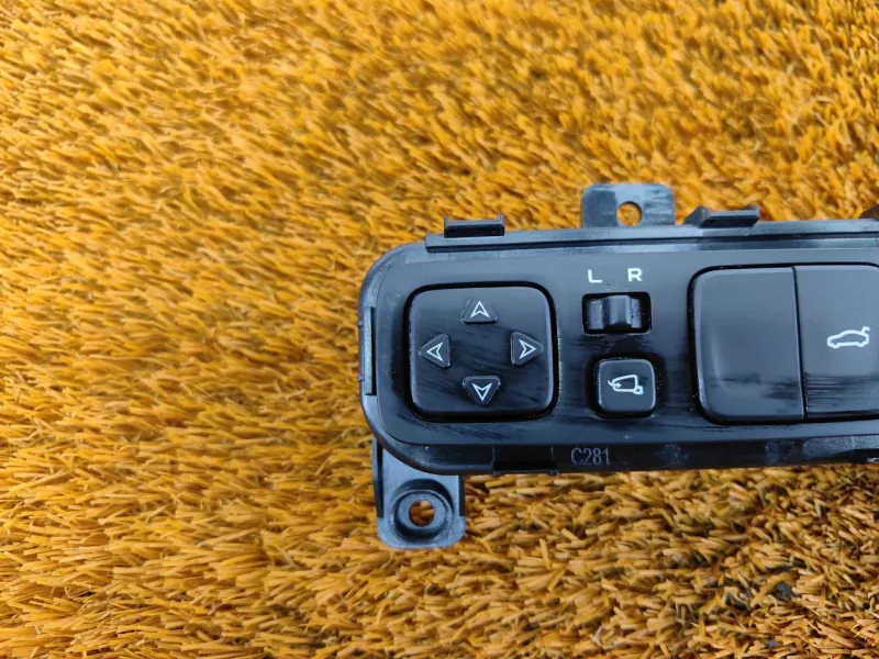 Блок управления зеркалами