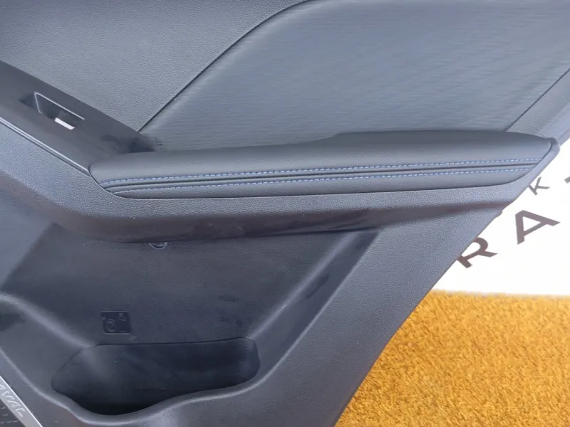 Обшивка двери