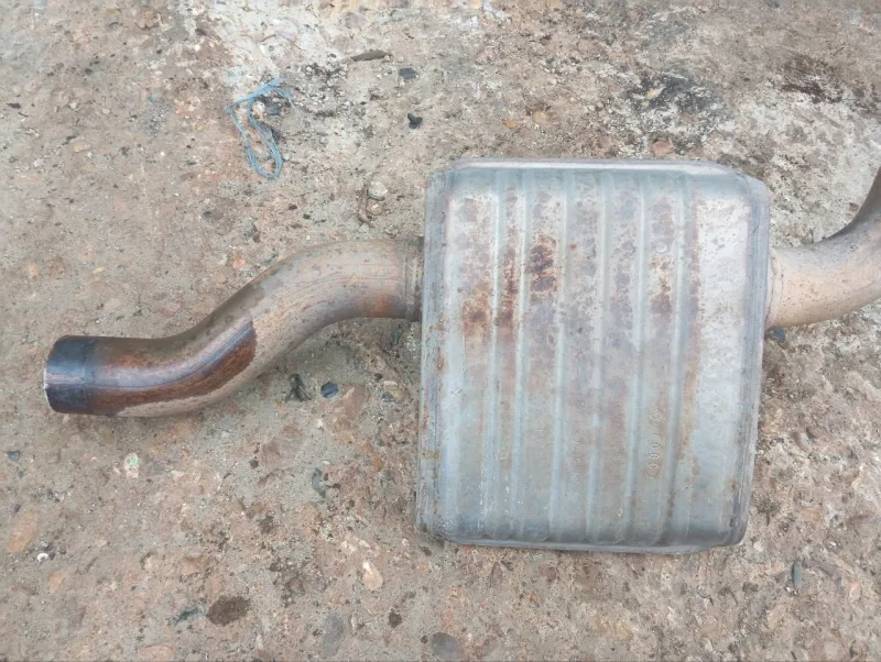 Резонатор глушителя