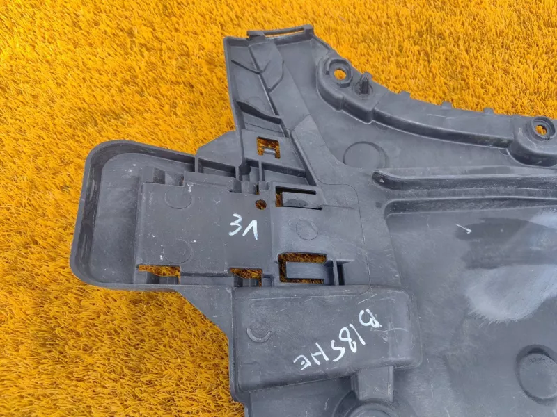 Кронштейн заднего бампера BMW 5-Series 2019 51127387299 G30 B47D20A, левый