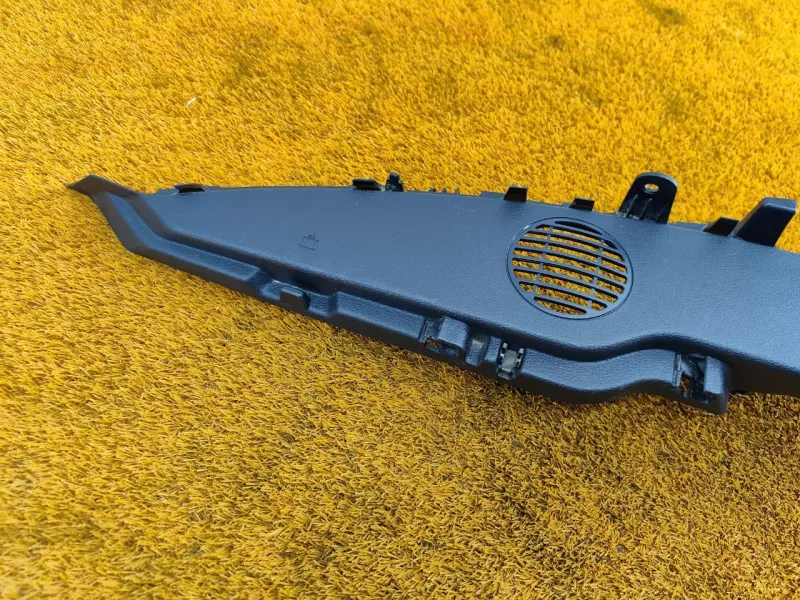 Обшивка багажника