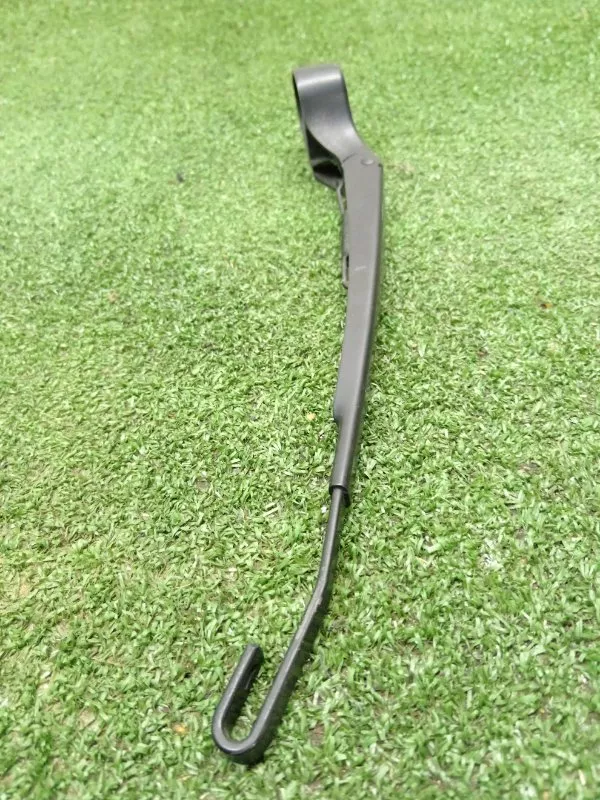 Дворник задний