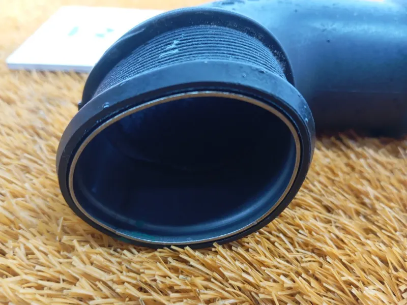 Патрубок интеркулера