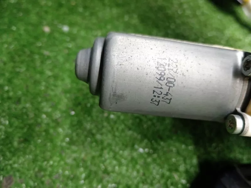 Стеклоподъемник Audi A4 2009 8K0839461 B8, задний левый