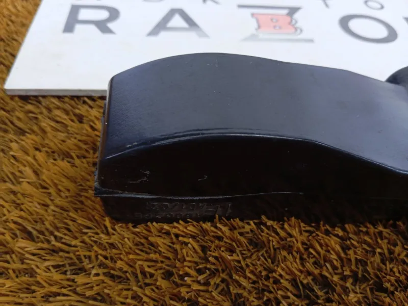 Ограничитель двери