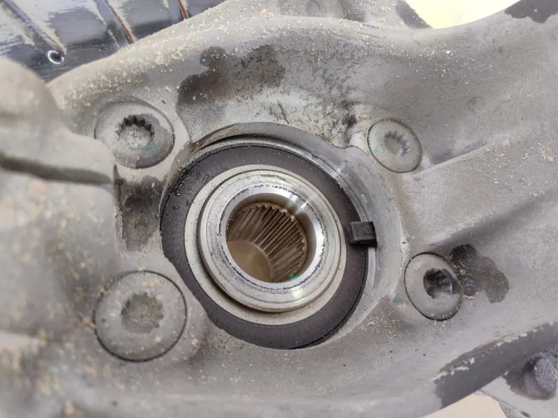 Кулак поворотный