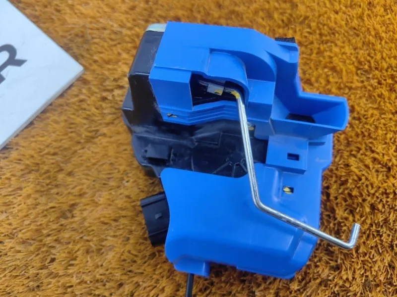 Замок двери