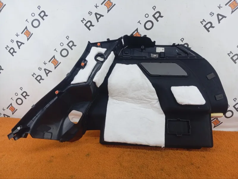 Обшивка багажника