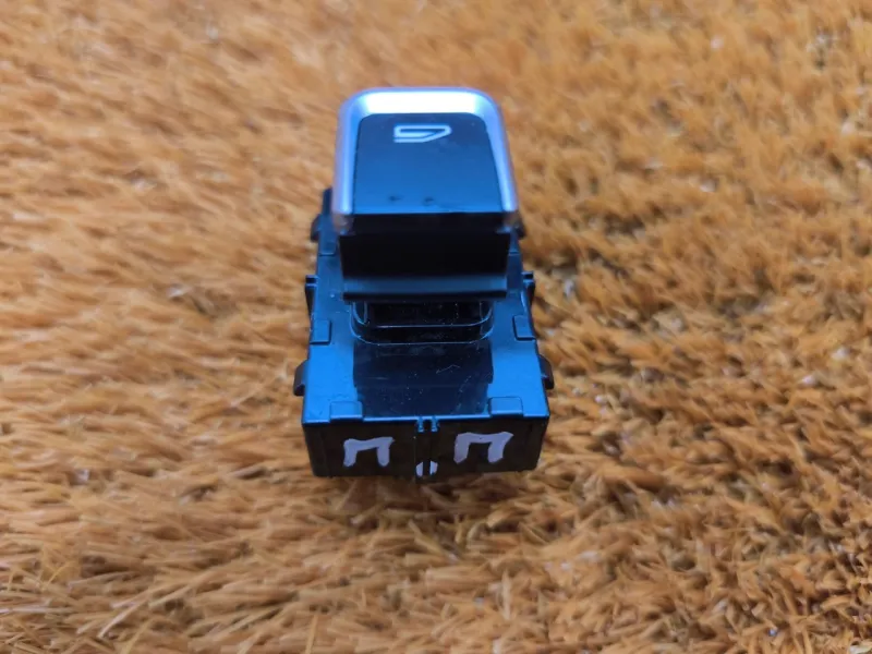 Кнопка стеклоподъемника