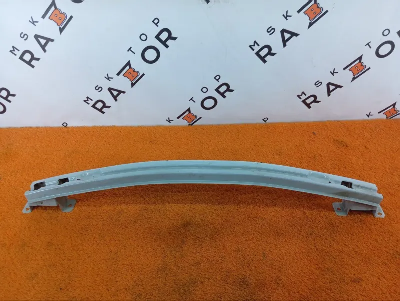 Усилитель бампера