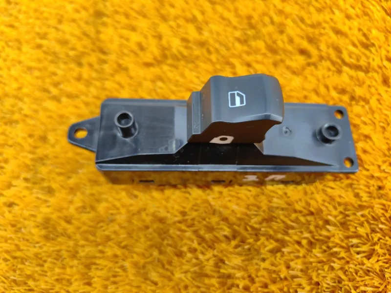 Кнопка стеклоподъемника