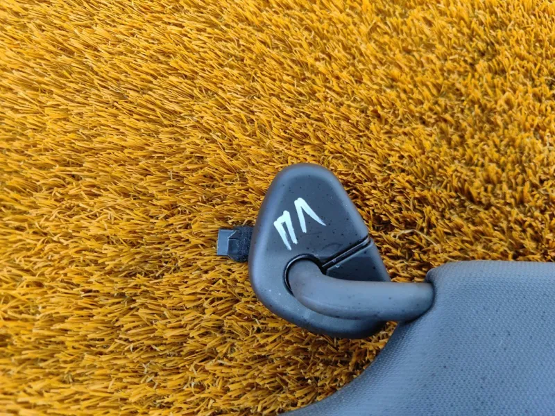 Козырек солнцезащитный