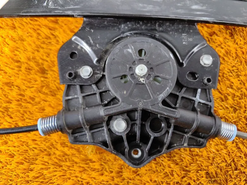 Стеклоподъемник