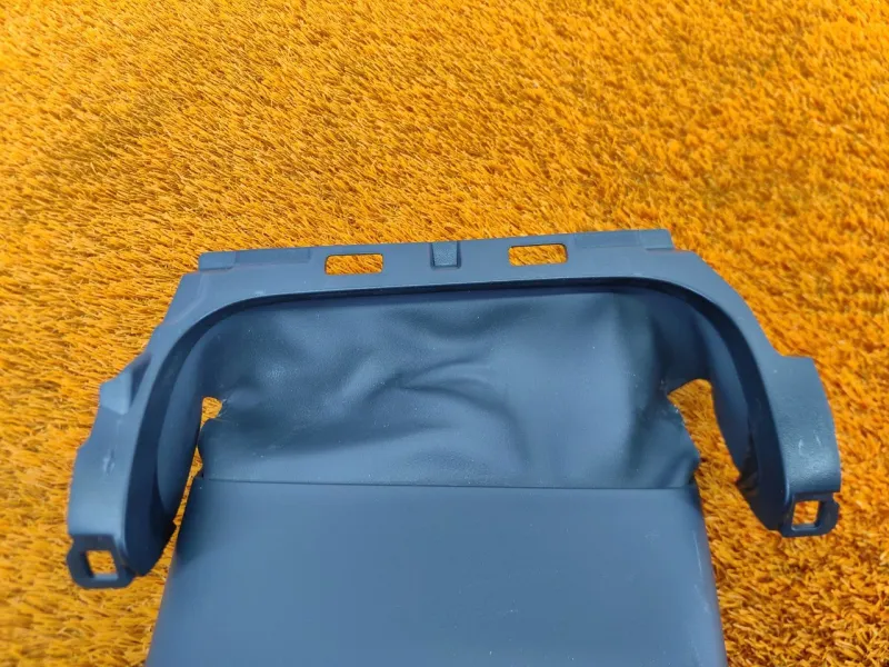 Кожух рулевой колонки