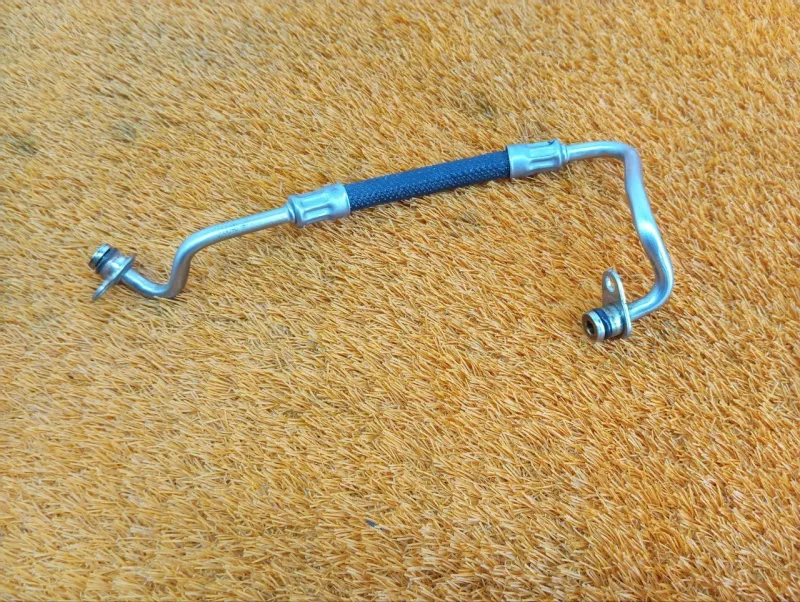 Трубка турбокомпрессора