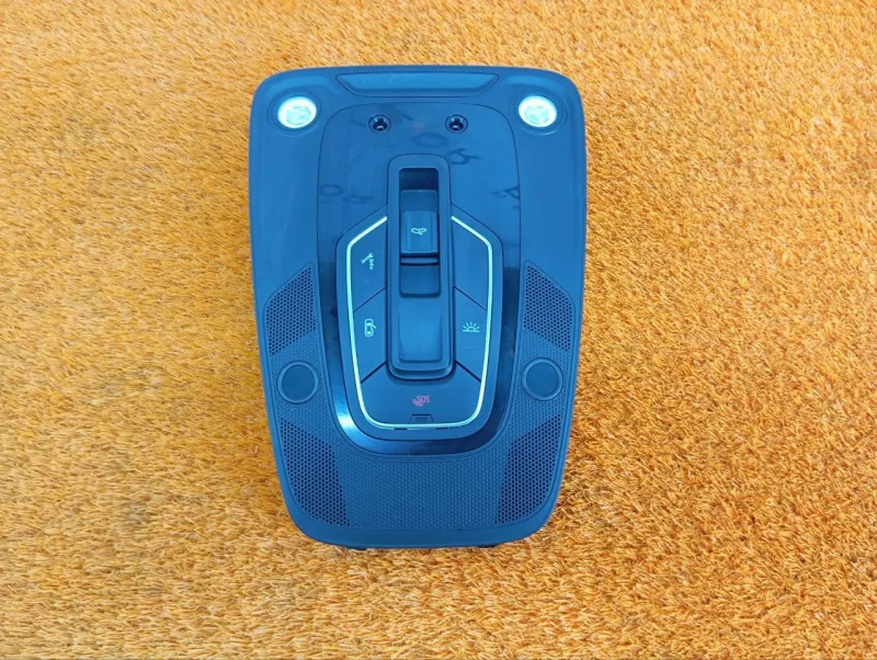 Плафон салона