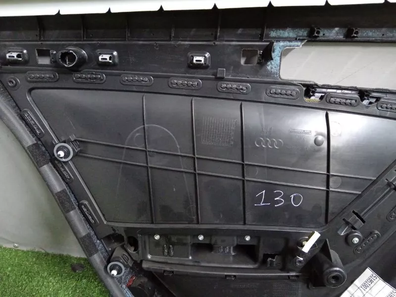 Обшивка двери Audi A5 2010 8T8867304AWFA 8T, задняя правая