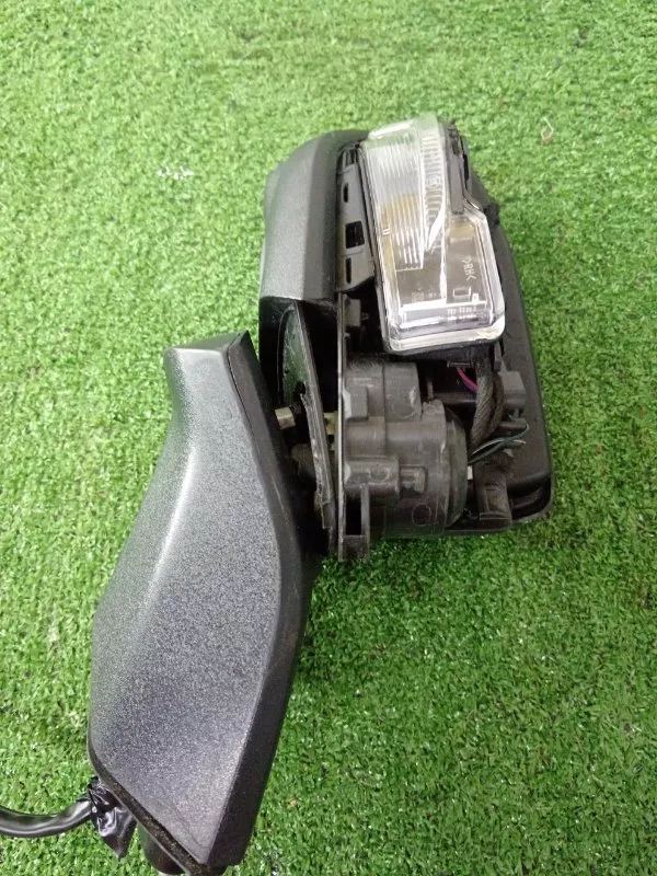 Зеркало боковое