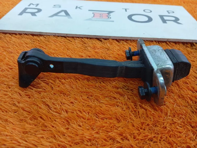 Ограничитель двери