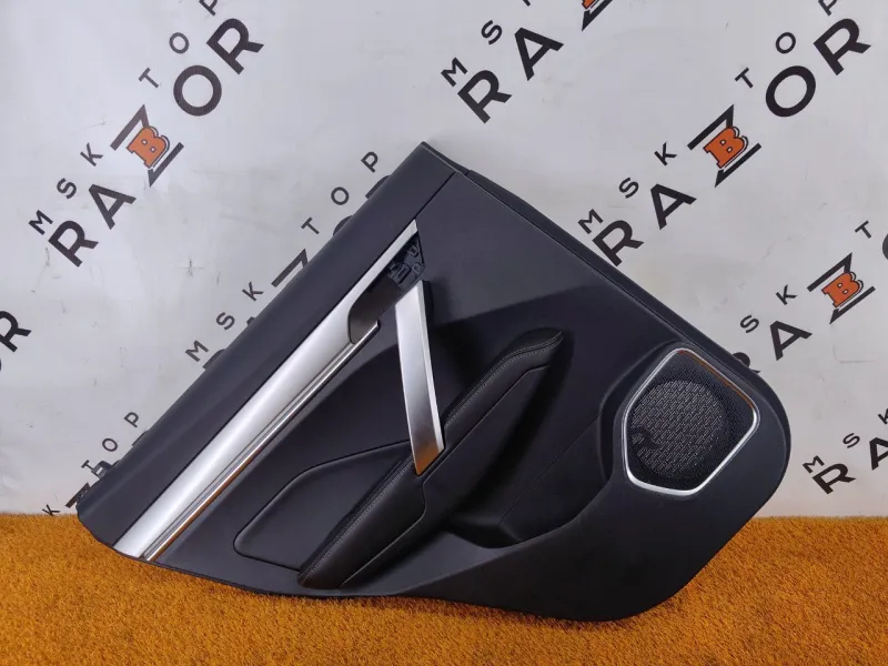 Обшивка двери