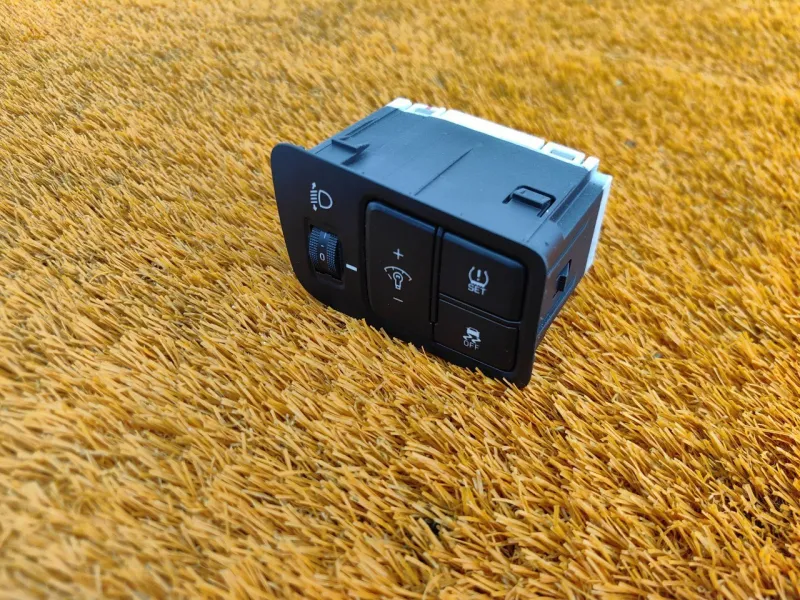 Блок управления корректора фар