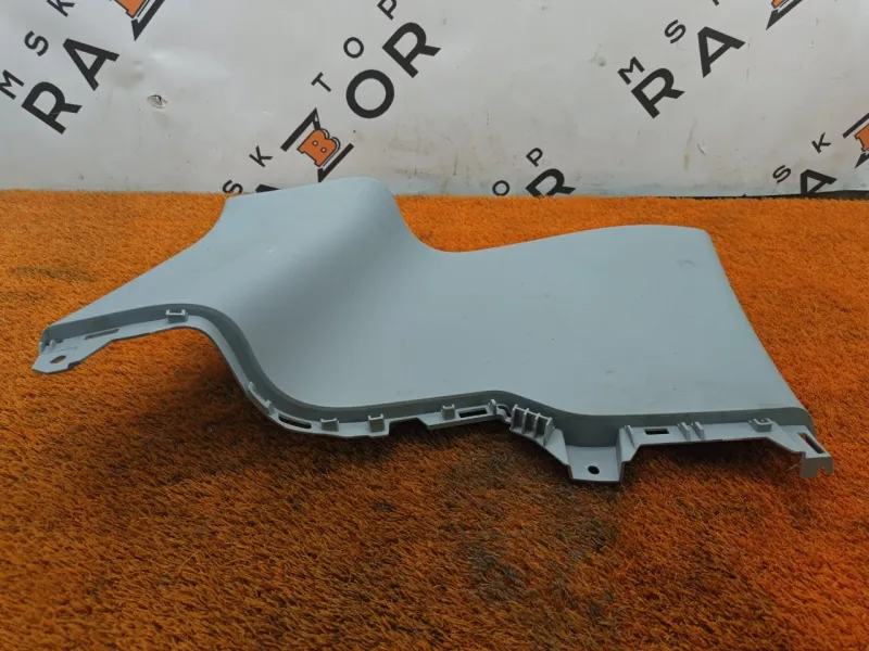 Накладка на стойку кузова