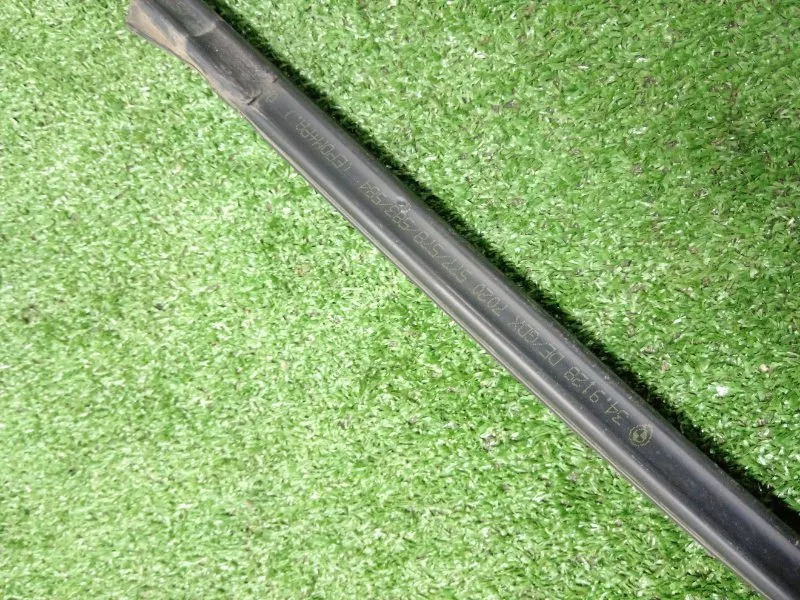 Уплотнитель стекла двери