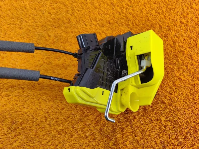 Замок двери